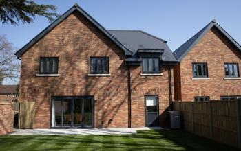 CREST'S OLD RYEDALE THE PERFECT BRICK FOR VILLAGE PROJECT